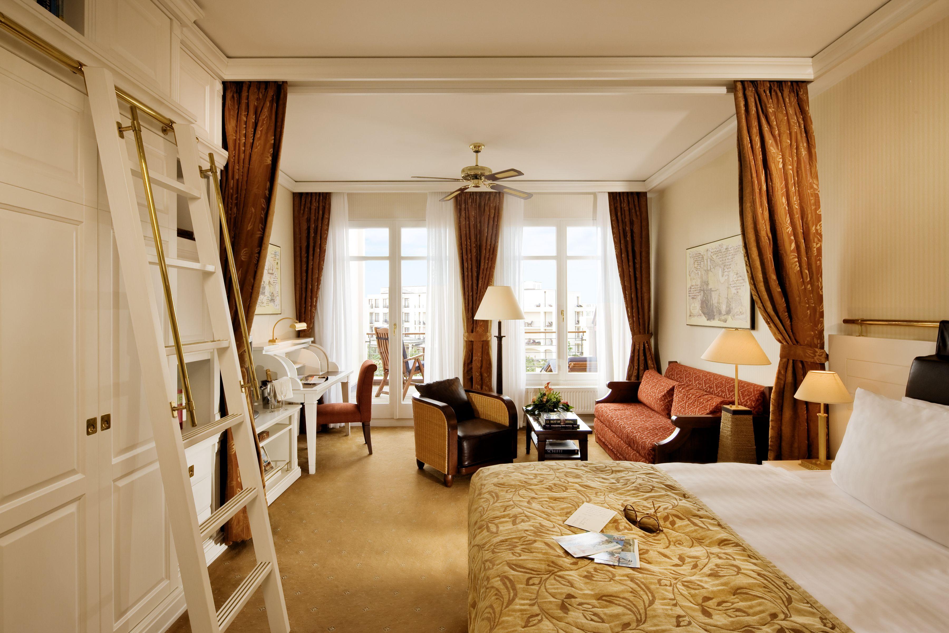 Yachthafenresidenz Hohe Düne Hotel Rostock