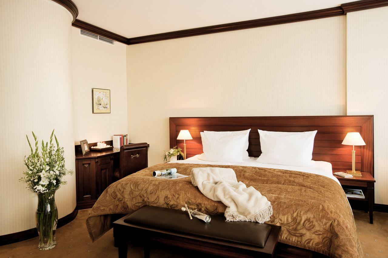 Hotel Yachthafenresidenz Hohe Duene Rostock