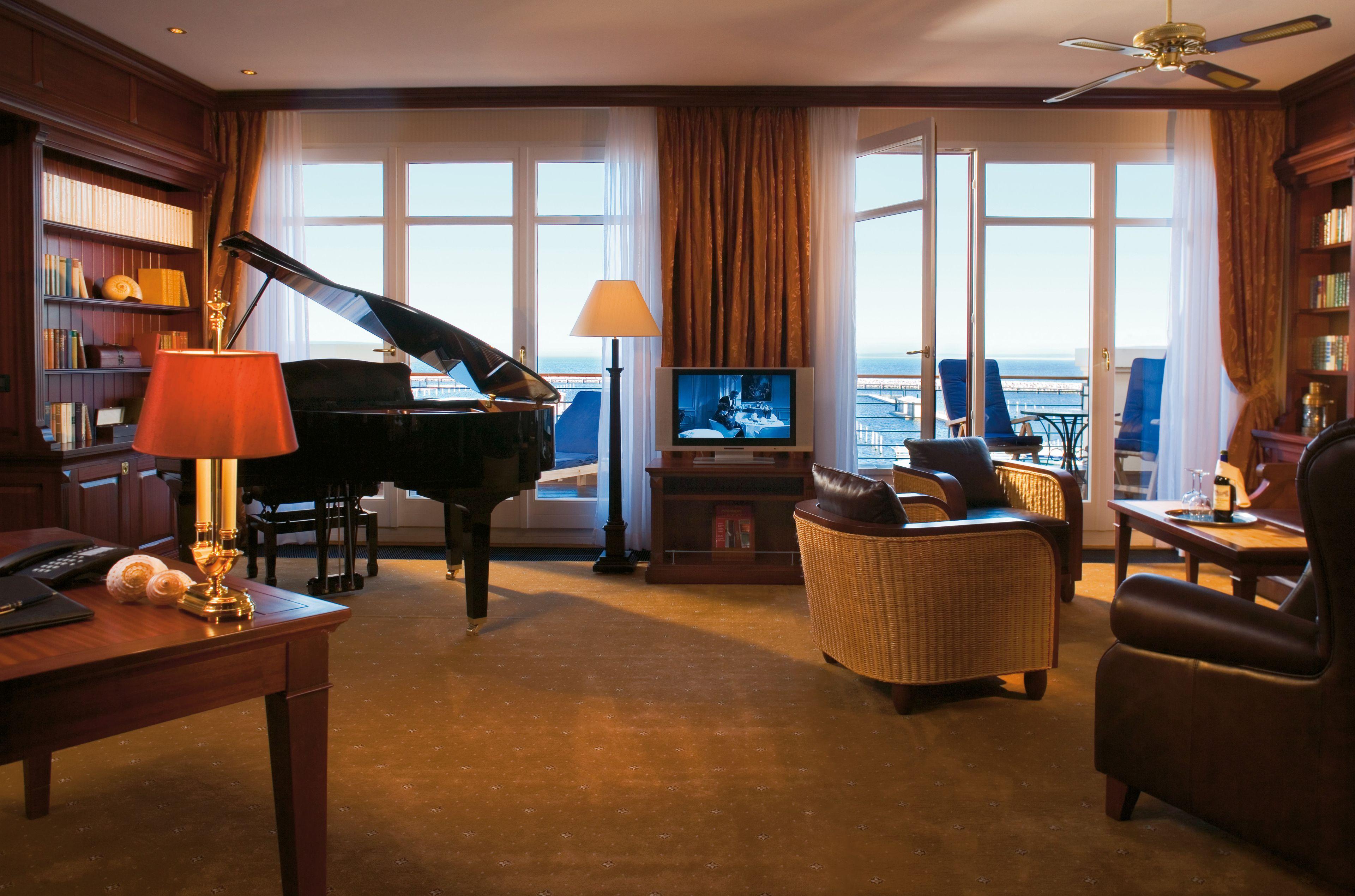 Yachthafenresidenz Hohe Duene