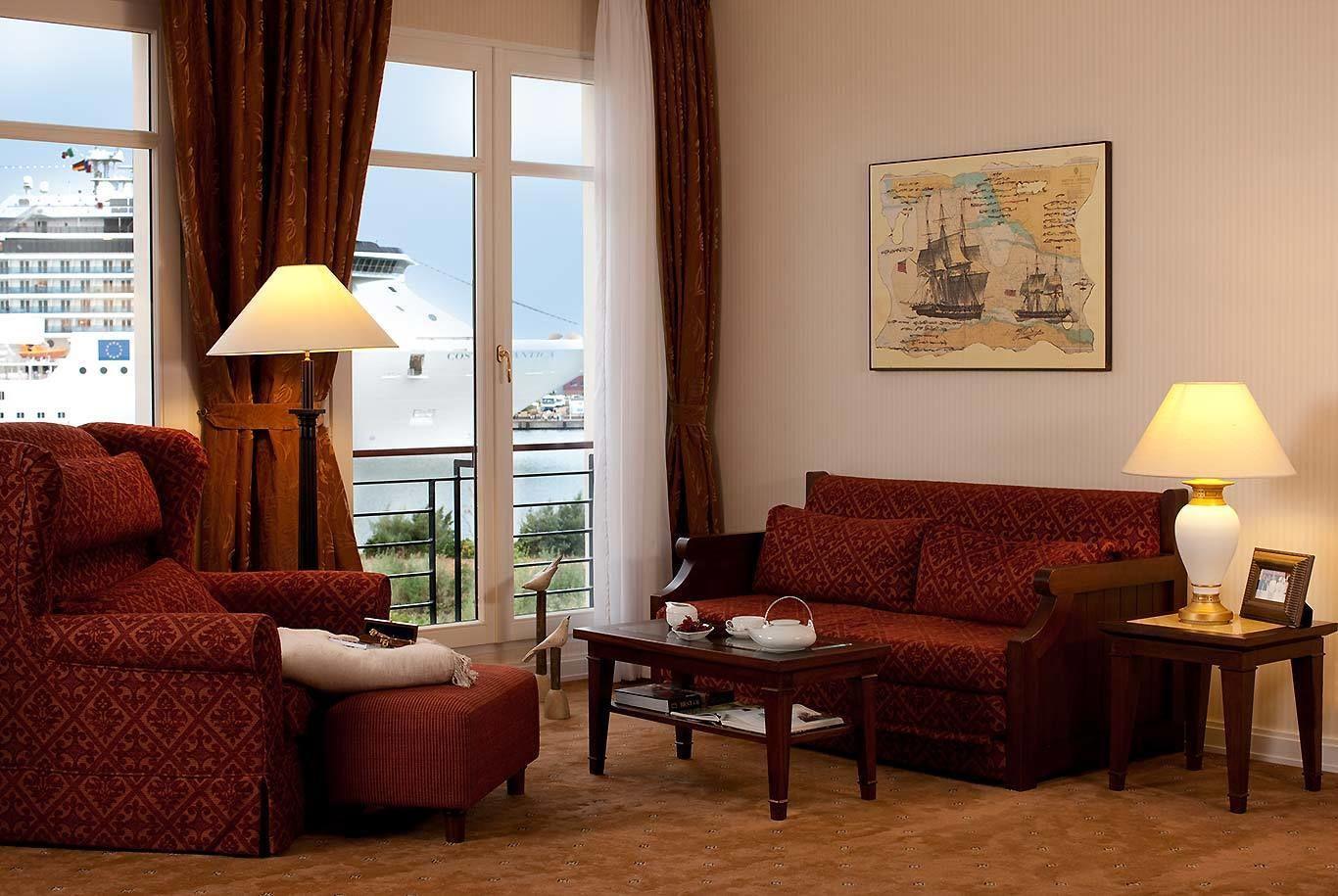 Yachthafenresidenz Hohe Duene Hotel