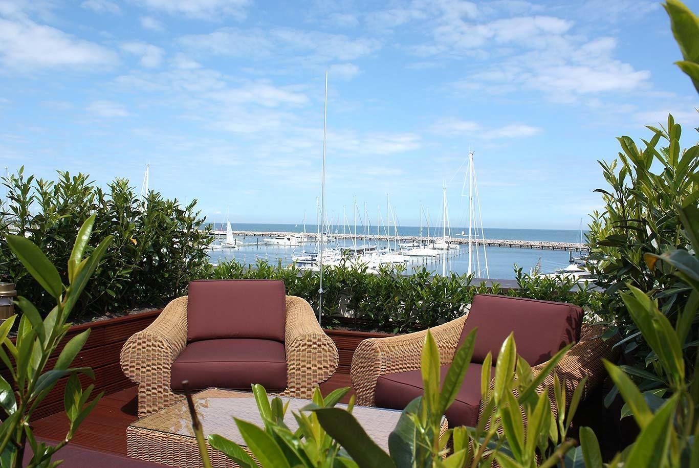 Hotel Yachthafenresidenz Hohe Duene 5*