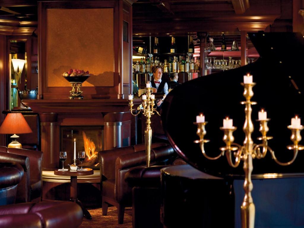 Yachthafenresidenz Hohe Duene Hotel 5*